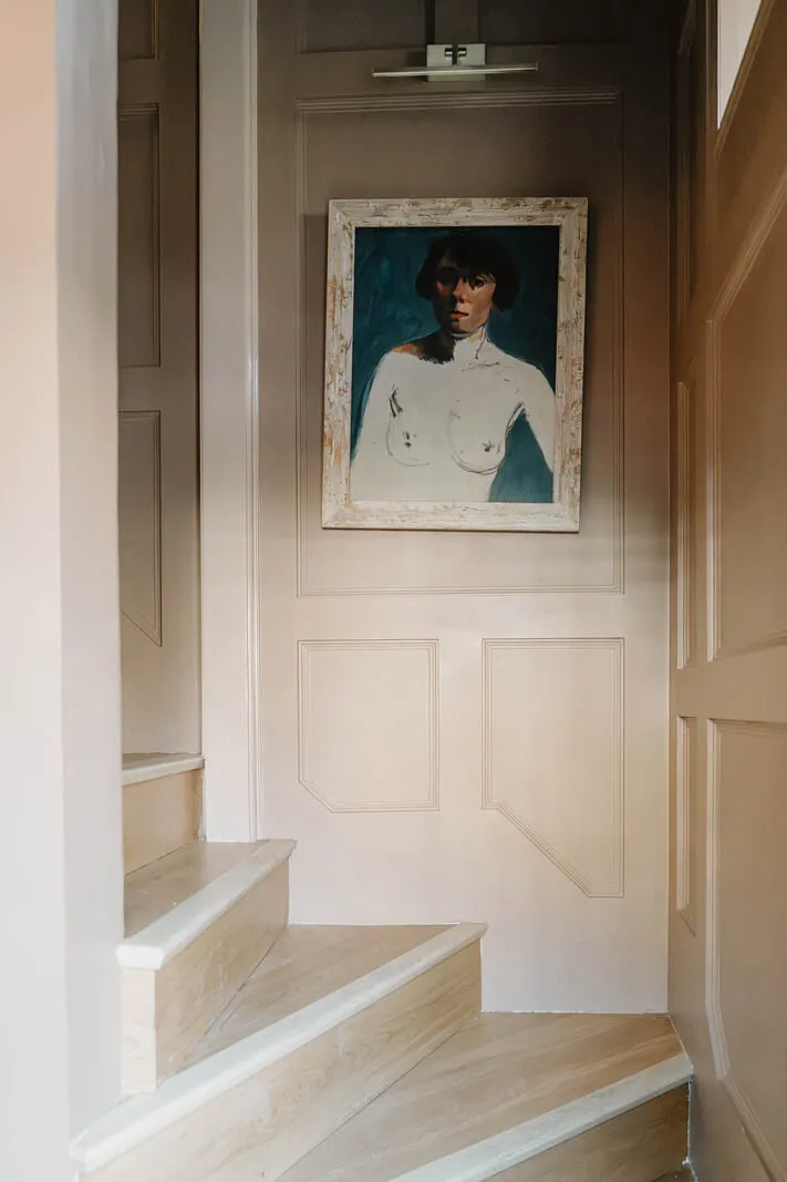 Бежевый, но не скучный: интерьер в здании 19 века в Лондоне - Gallery image 17