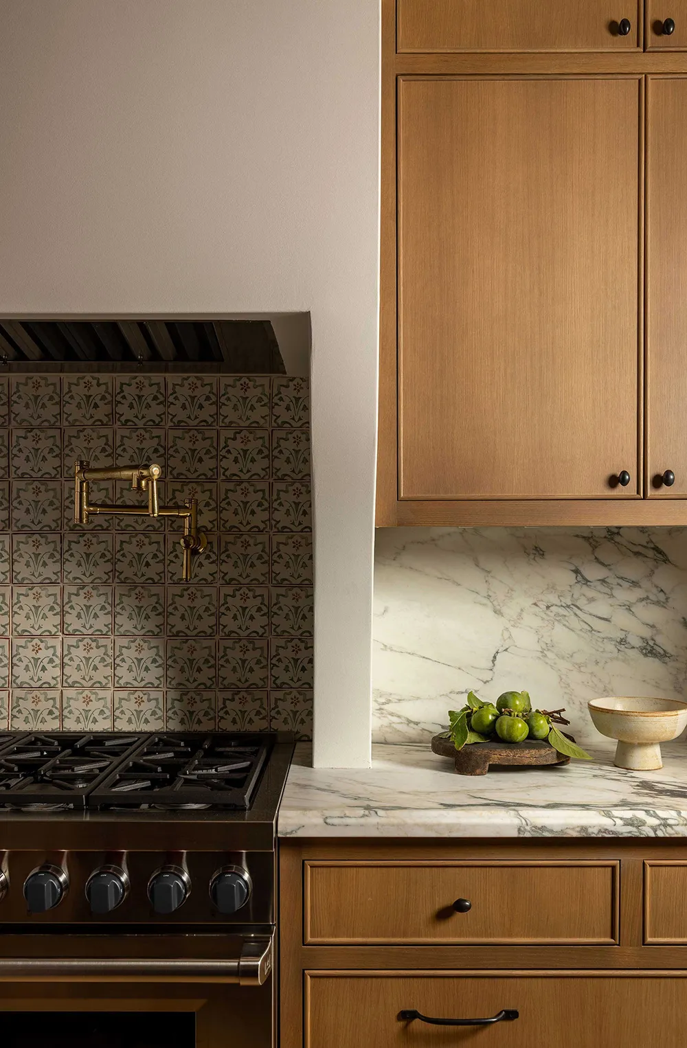 Hermoso y moderno hogar en California, que se disfraza perfectamente de villa colonial - Gallery image 6