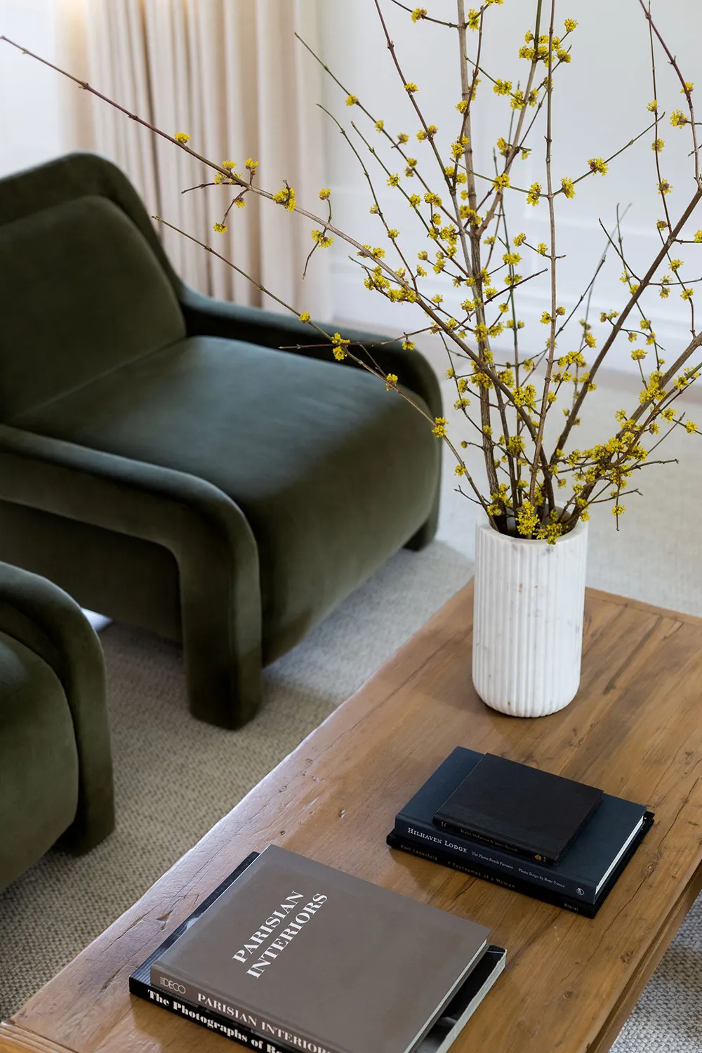 Roi, moulures et meubles élégants : une belle maison de campagne en Californie - Gallery image 5