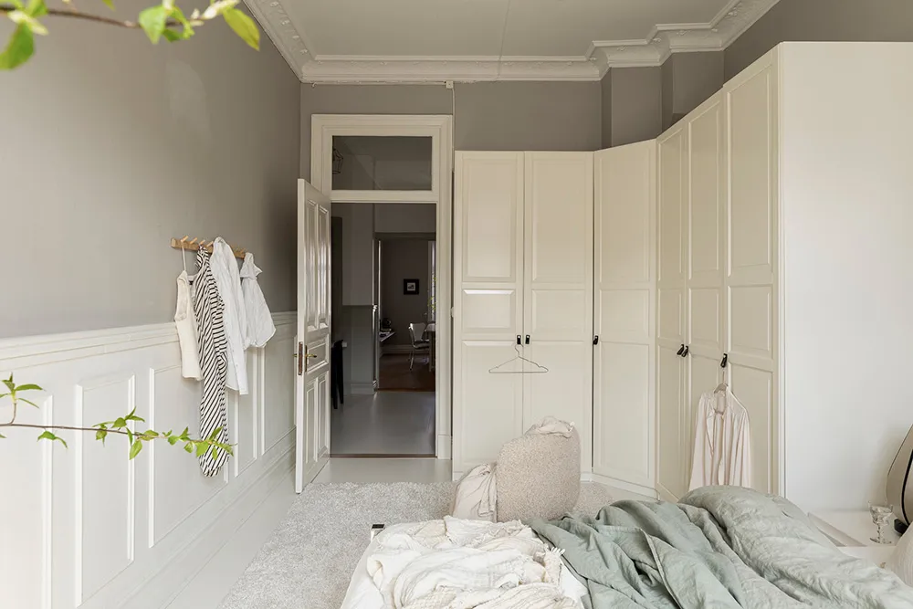 Jasny skandynawski wnętrze z skórzanympfu - Gallery image 26