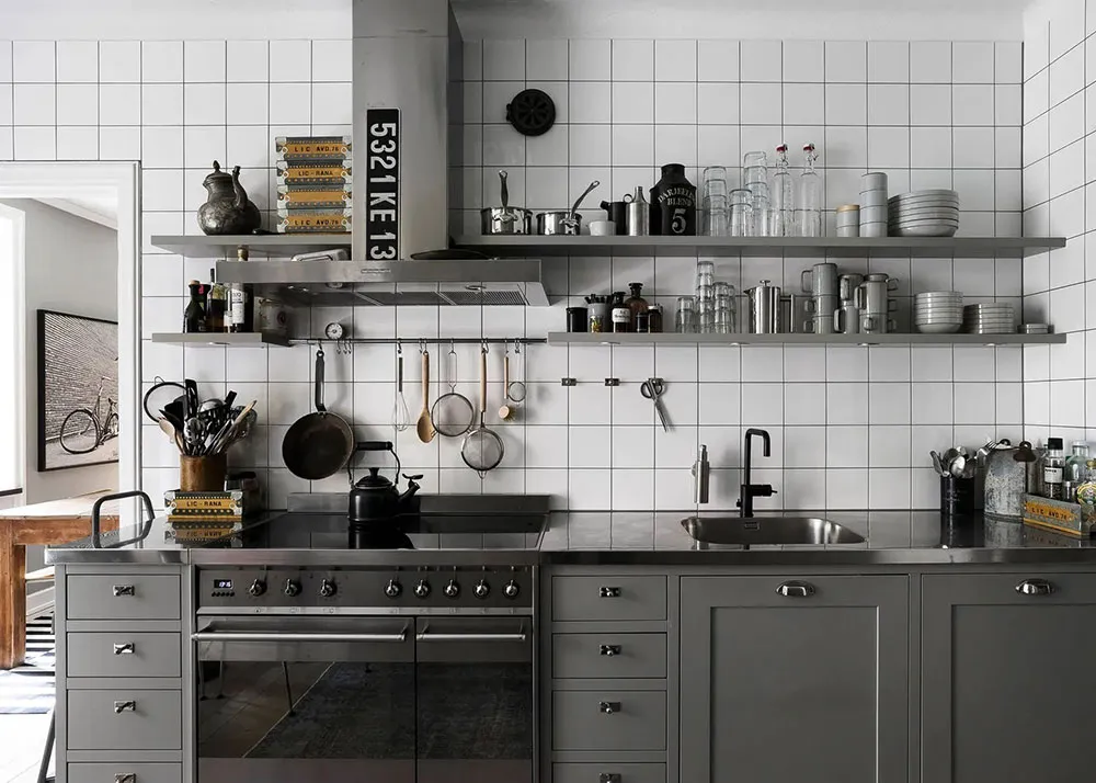 Motivos industriales en el diseño de un apartamento en Suecia (80 m²) - Gallery image 4