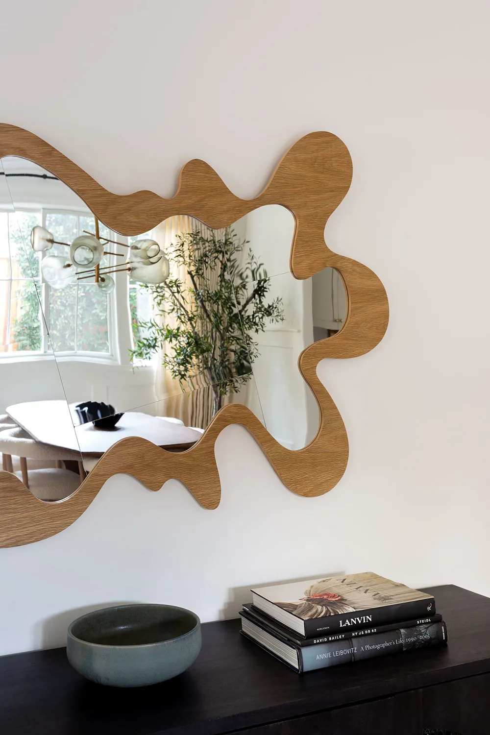 Roi, moulures et meubles élégants : une belle maison de campagne en Californie - Gallery image 4