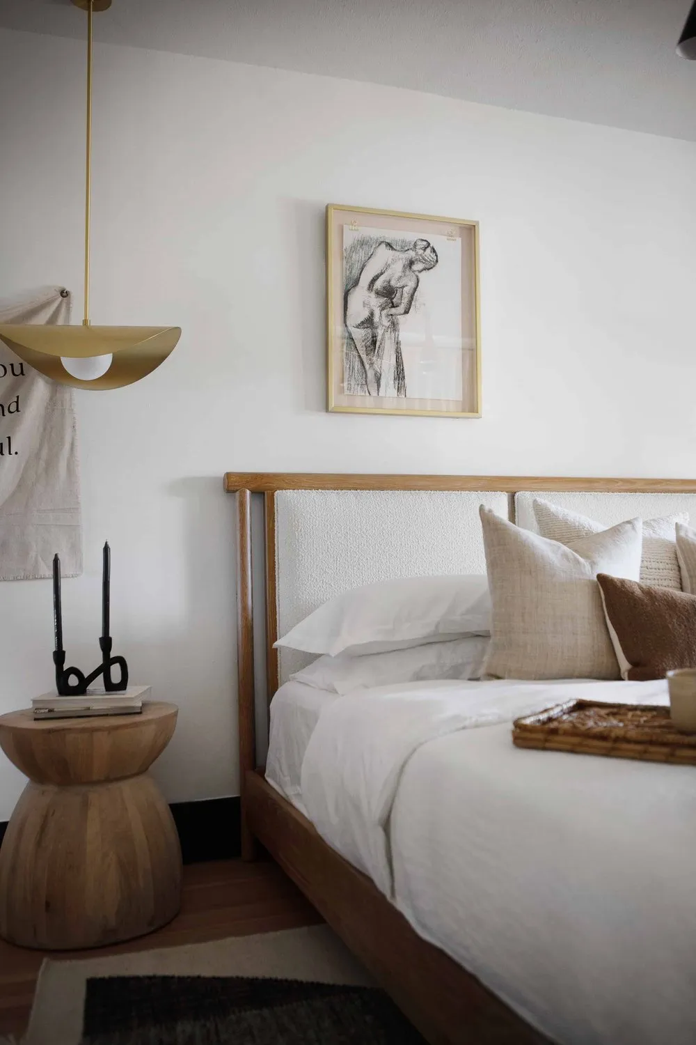 Acogedor cabaña rural en Texas con elementos oscuros en el diseño - Gallery image 24