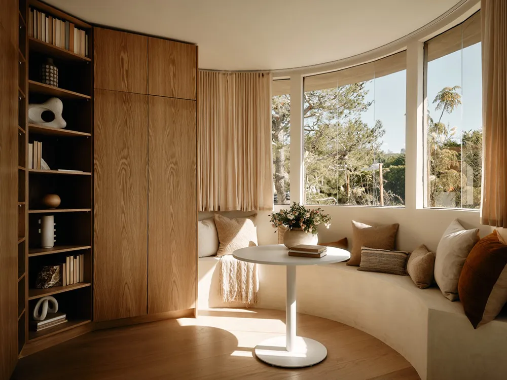 Warm modernes Design einer einstöckigen Villa auf einem Hügel in Kalifornien - Gallery image 9