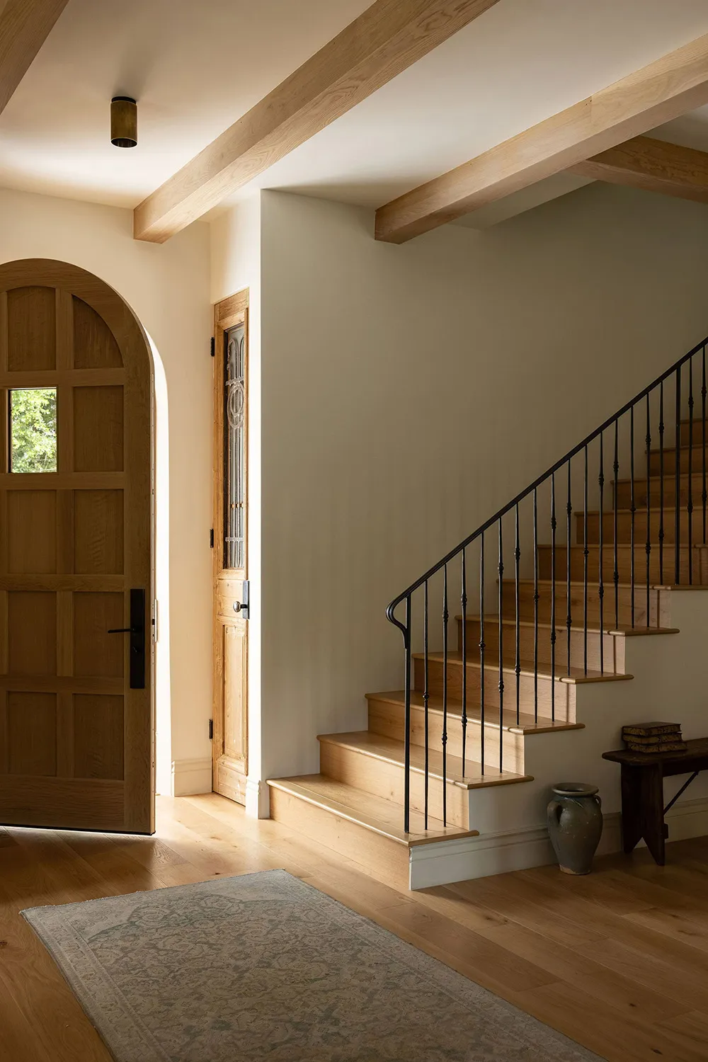 Hermoso y moderno hogar en California, que se disfraza perfectamente de villa colonial - Gallery image 13