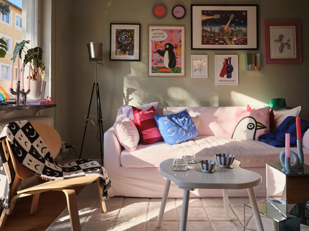 Pastel coloris joyeux dans le design d'une petite appartement scandinave (54 m²) - Gallery image 2