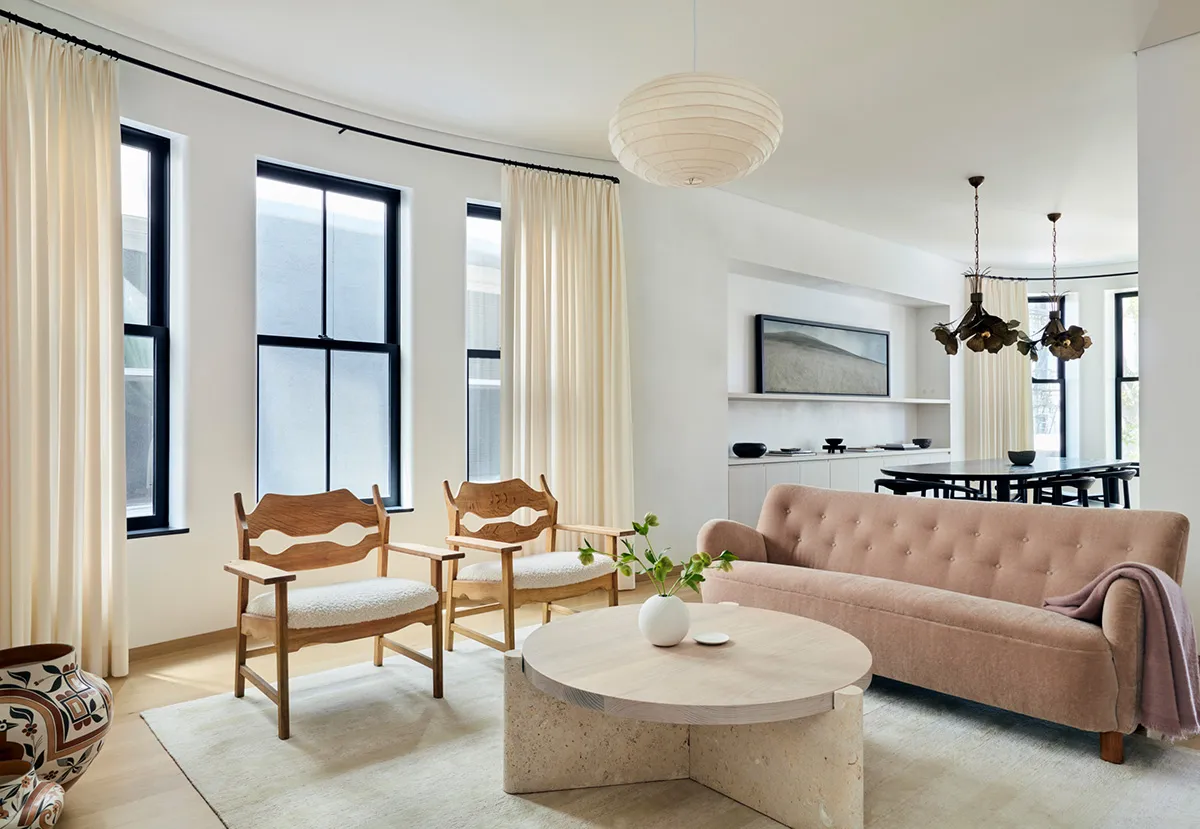 Intérieurs élégants de town-house à murs arrondis à New York - Gallery image 4