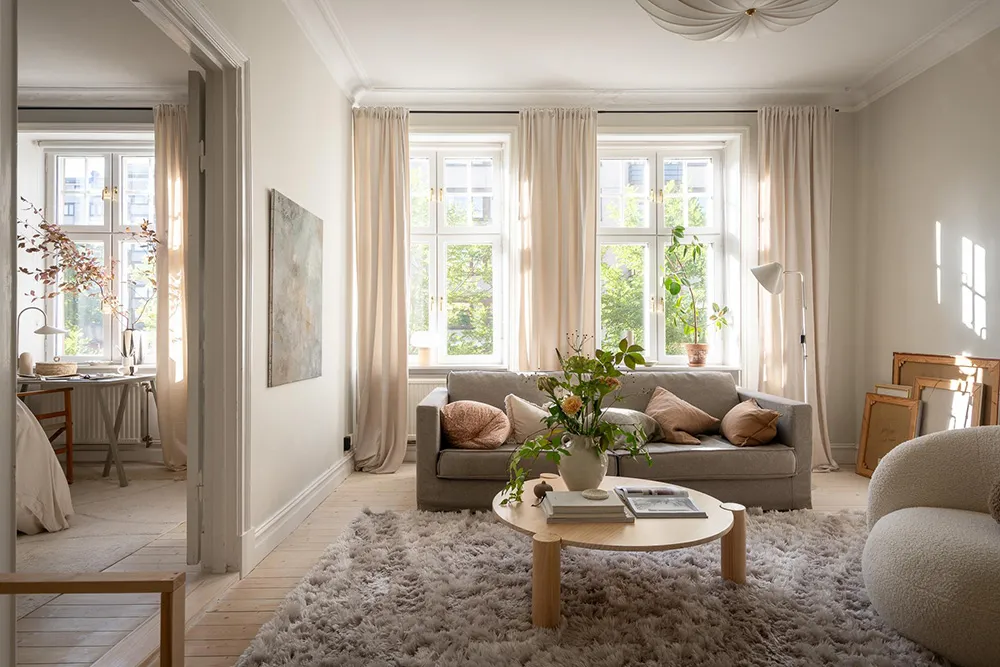 Spokojny i uютny szary-beżowy interior w Getborgu (83 m²) - Gallery image 3