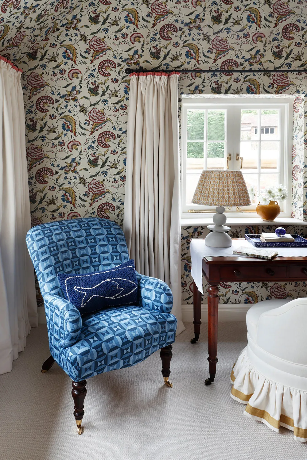 Vibrant Paints and Prints Bring New Life to This Historic Cottage in England - Gallery image 22