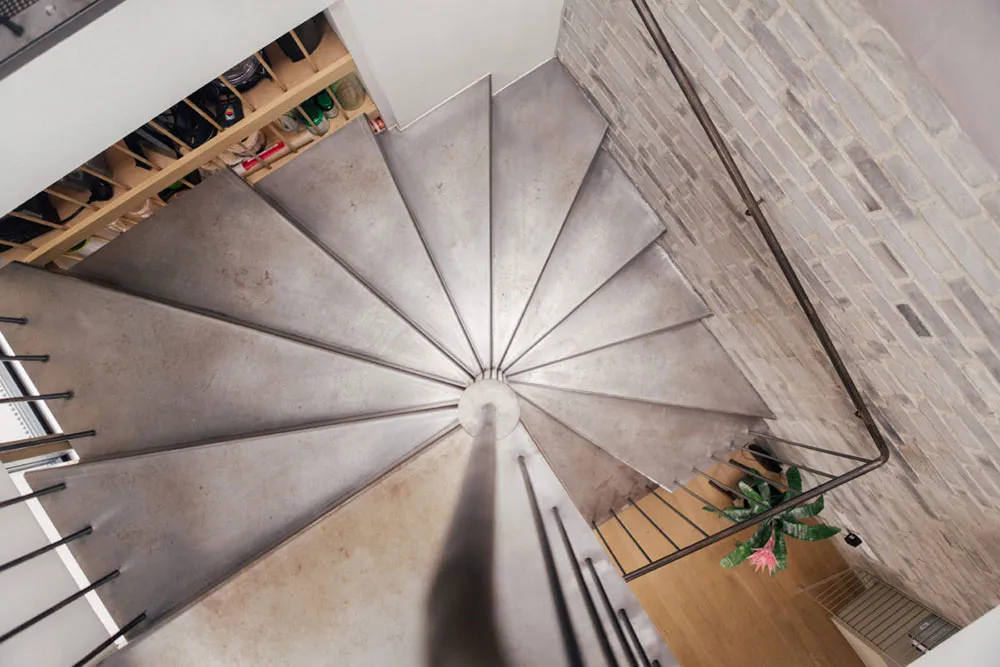 Schönes englisches Haus mit stoffrosa Wohnzimmer - Gallery image 26