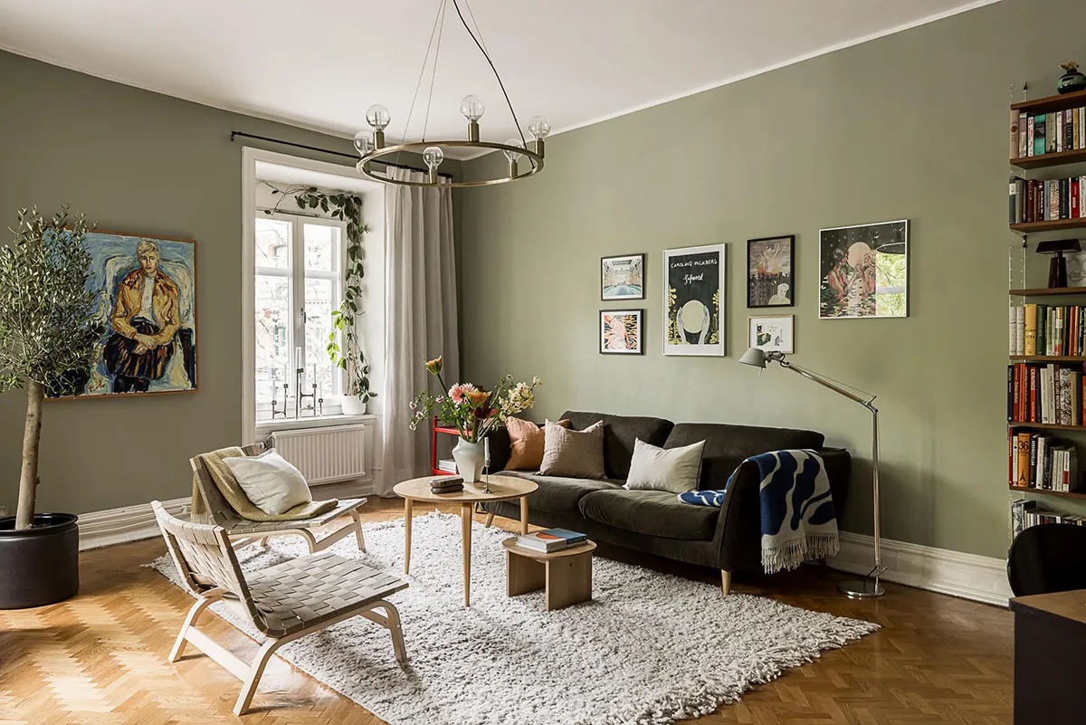 Huile d'olive et autres teintes vertes dans le design d'un appartement suédois (76 m²) - Gallery image 3