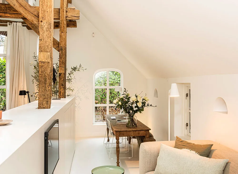 Балки та сучасний дизайн: чудовий хутір з солом'яною дахом у Нідерландах - Gallery image 6
