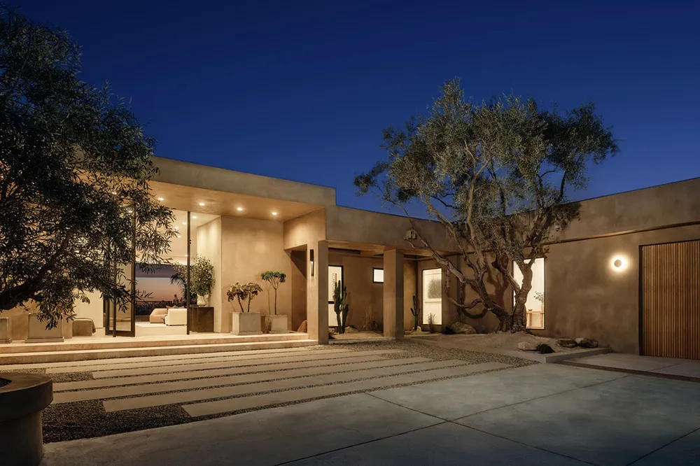 Warm modernes Design einer einstöckigen Villa auf einem Hügel in Kalifornien - Gallery image 21