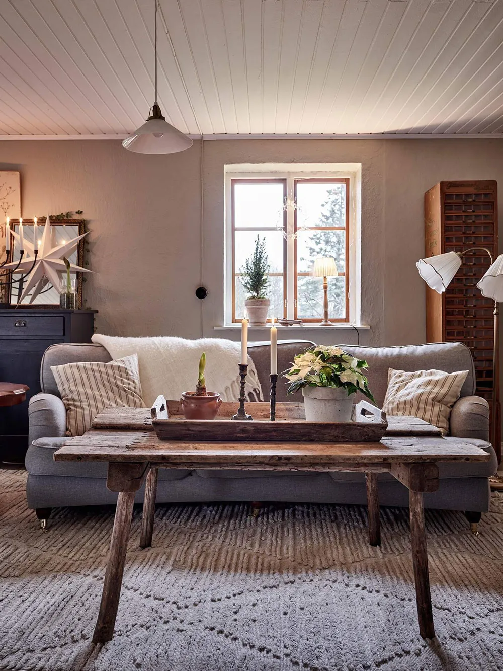 Hermosas fiestas en una casa histórica de herrero en Suecia - Gallery image 4