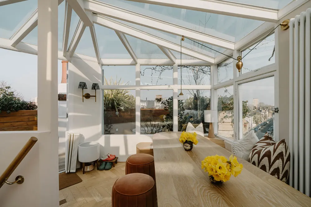 Бежевый, но не скучный: интерьер в здании 19 века в Лондоне - Gallery image 13