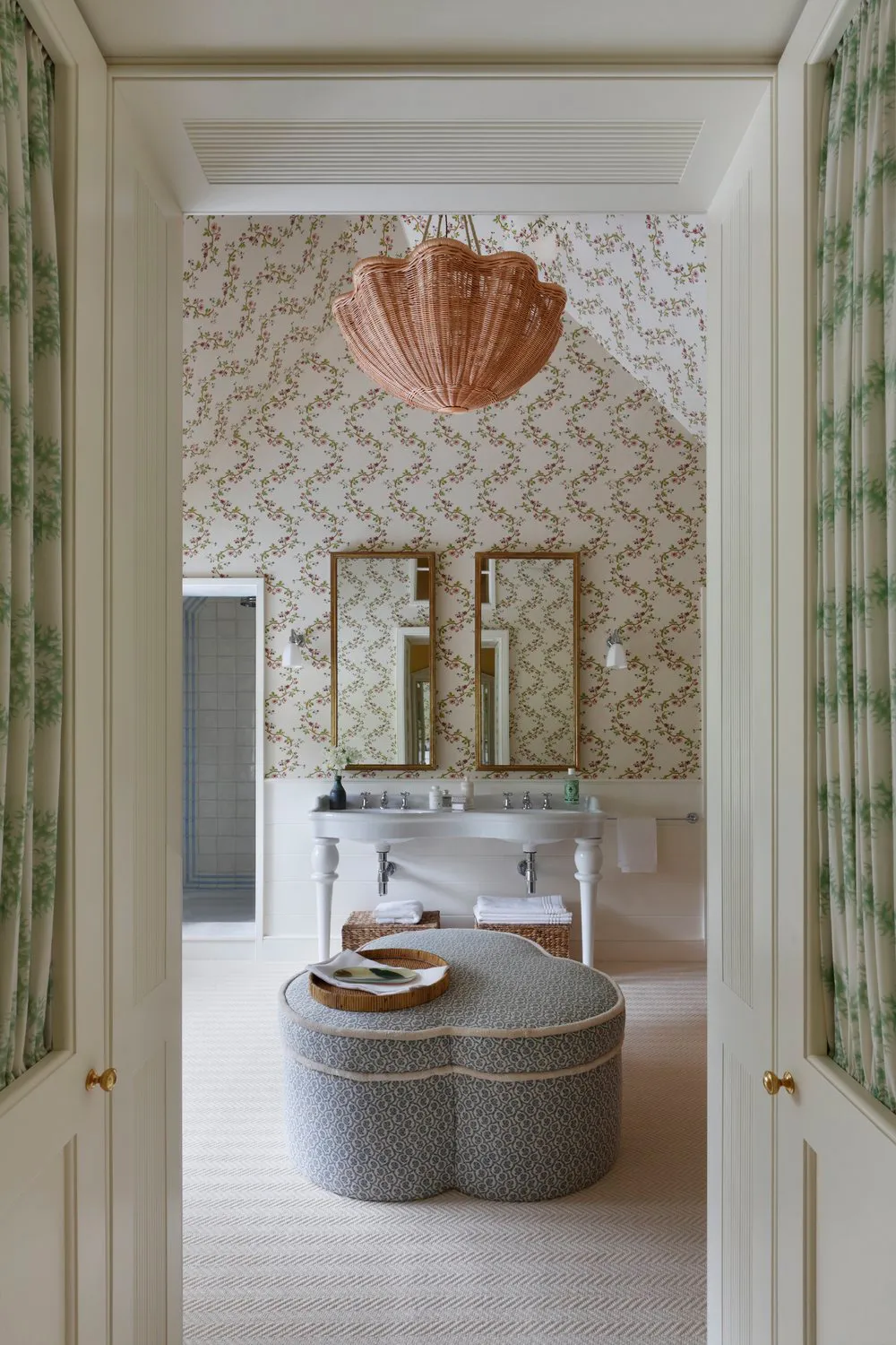 Vibrant Paints and Prints Bring New Life to This Historic Cottage in England - Gallery image 9