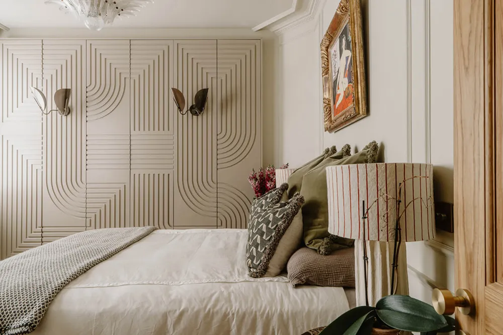 Бежевый, но не скучный: интерьер в здании 19 века в Лондоне - Gallery image 7