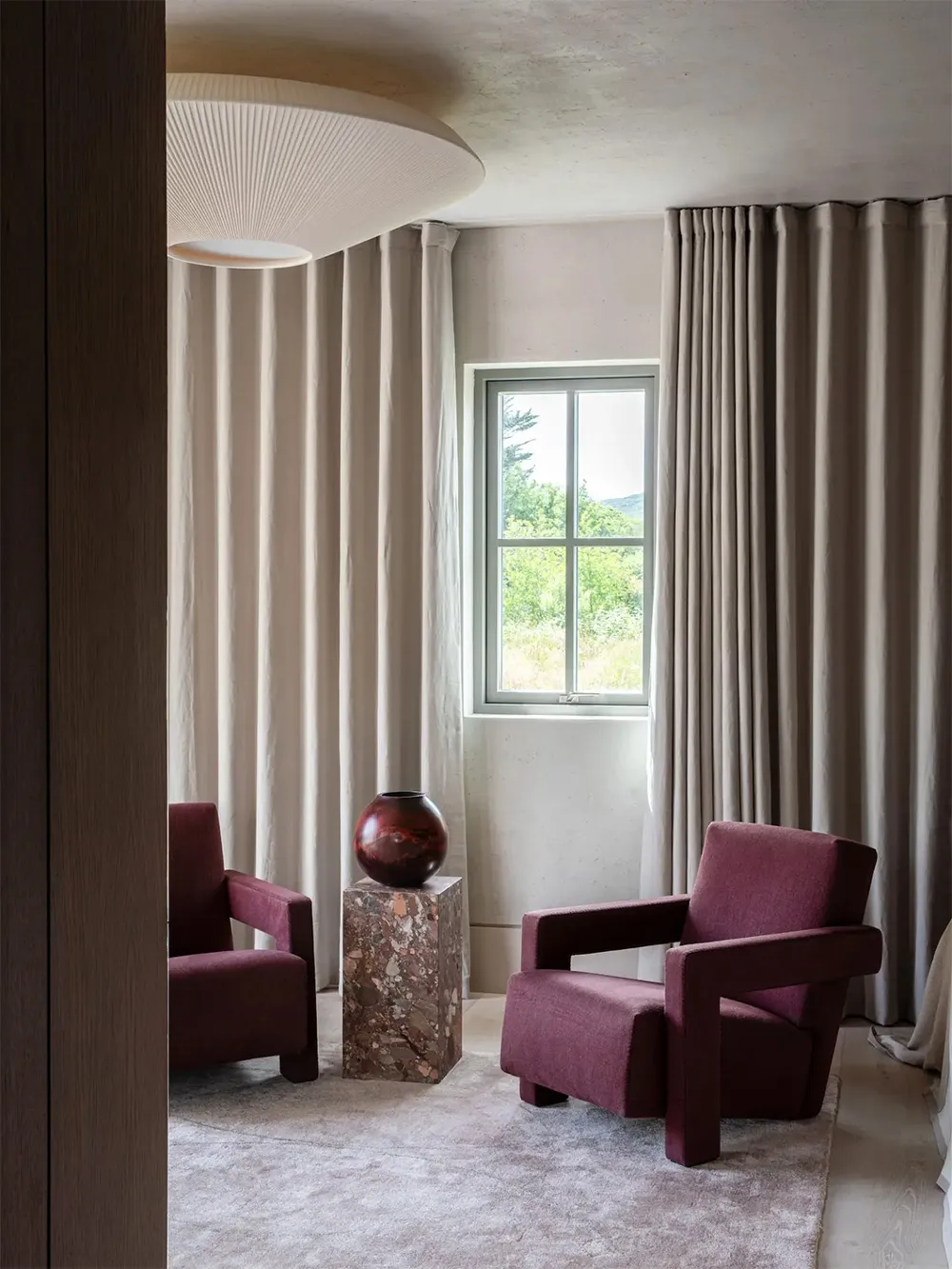 Красивая гамма в дизайне коттеджа посреди суровой природы Ирландии - Gallery image 19