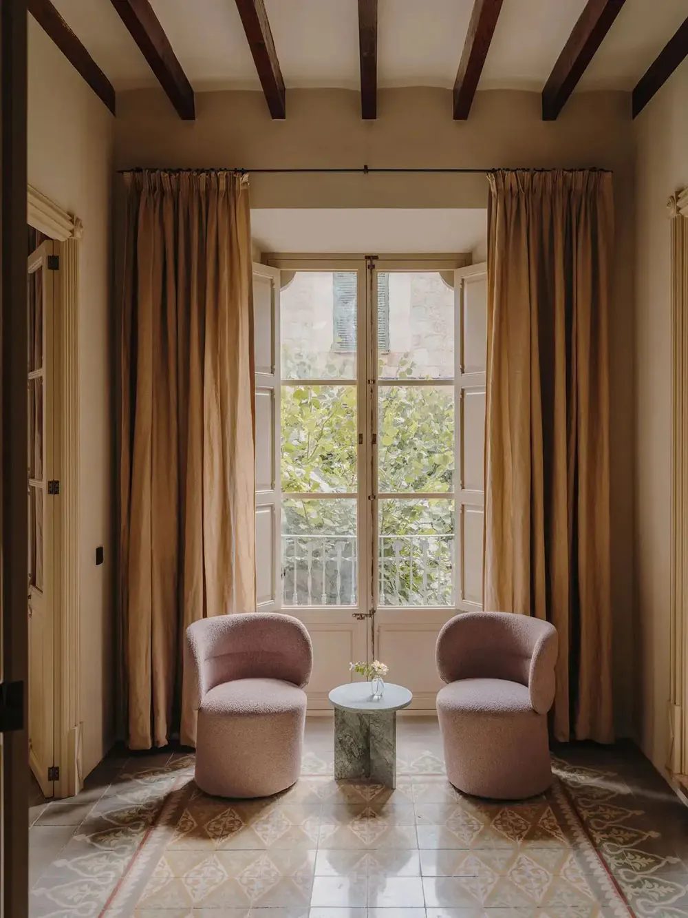 Esthétique rénovation d'une maison de ville ancienne à Majorque - Gallery image 21