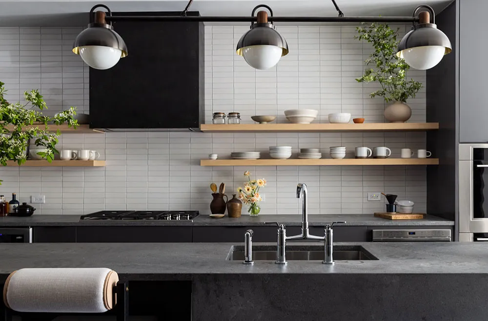 Peaceful but Stylish Modern Interior of a Townhouse in Brooklyn - Gallery image 6