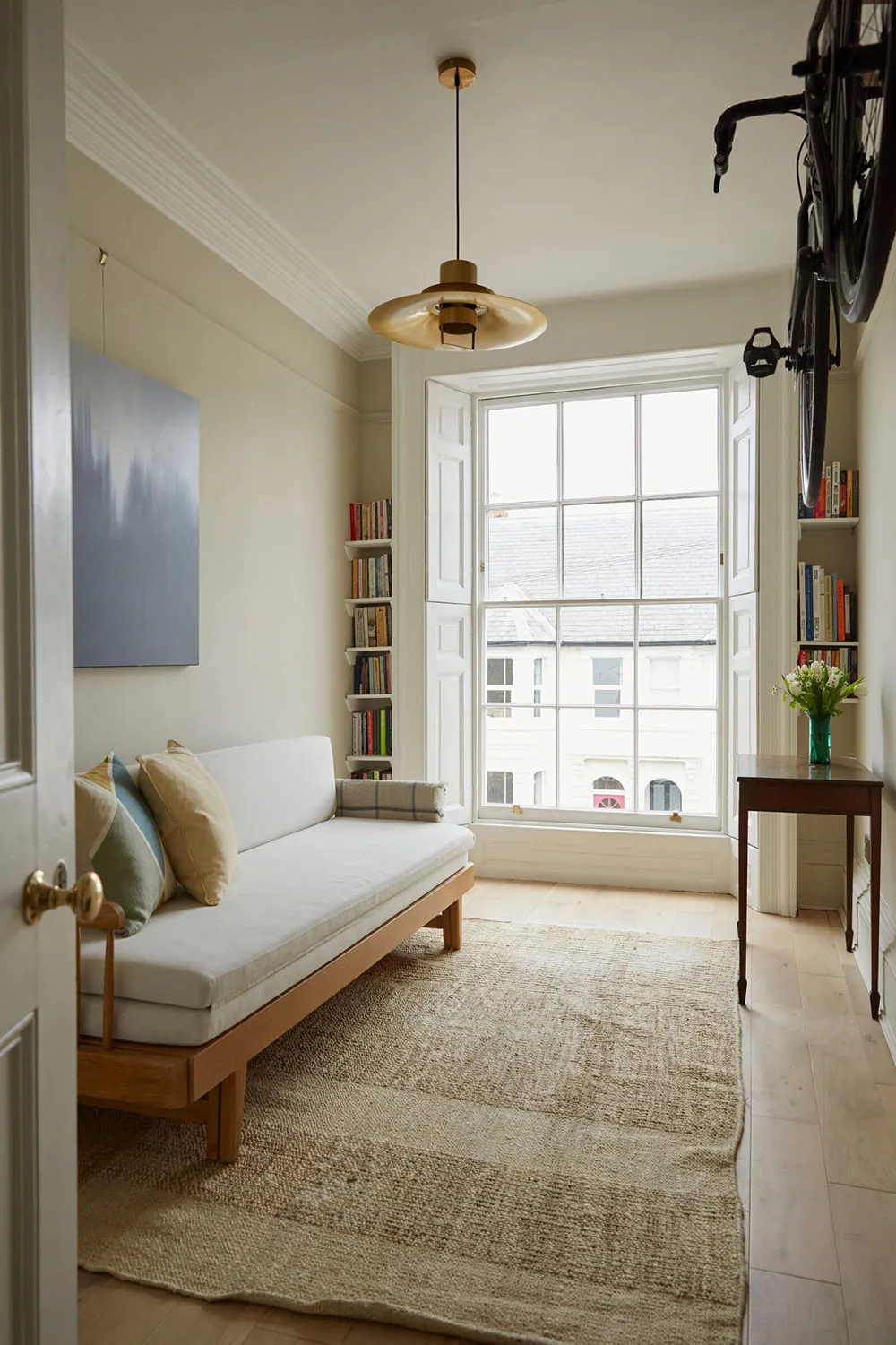 Великолепна класична вілла зі світлими інтер'єрами в Англії - Gallery image 17