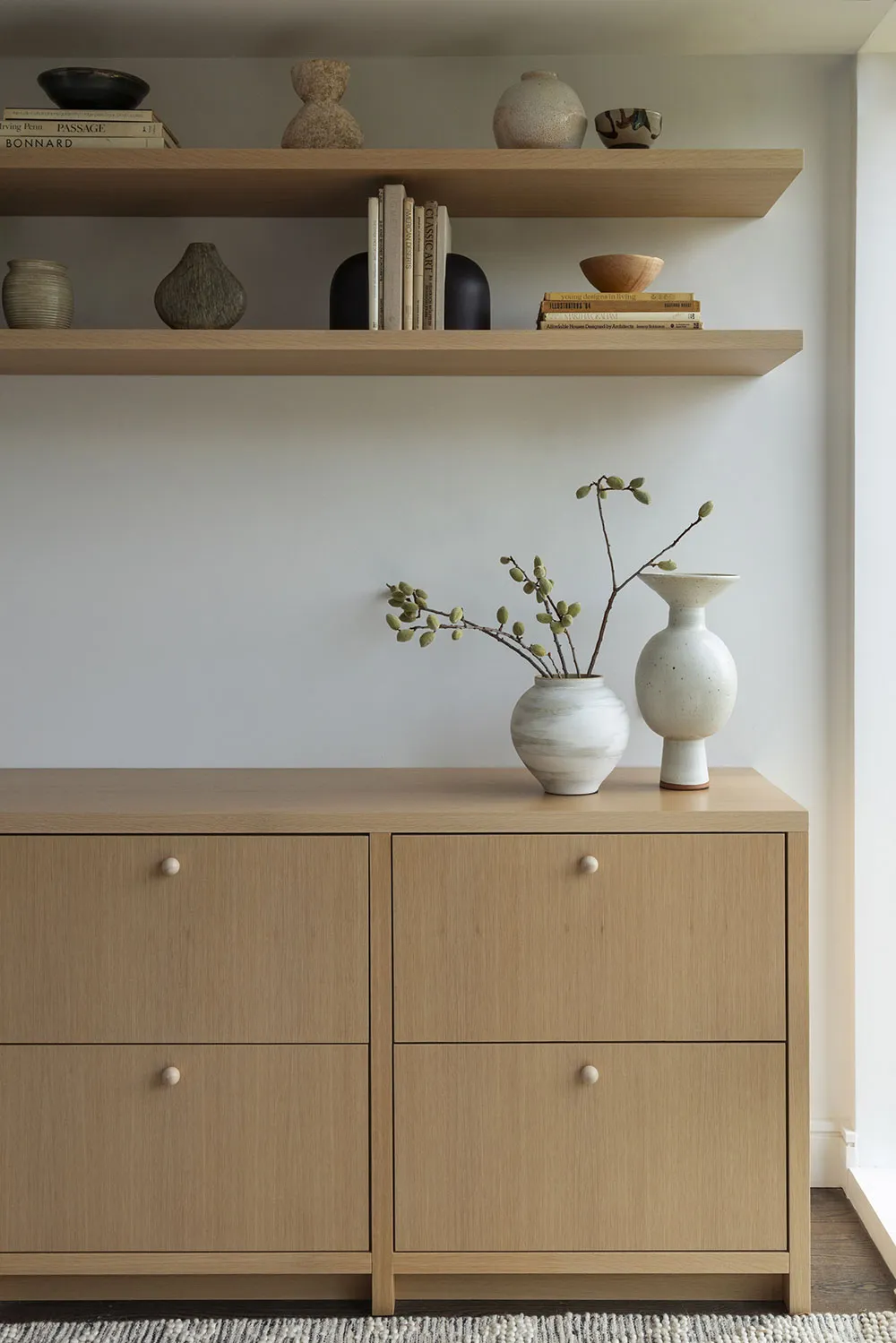 Peaceful but Stylish Modern Interior of a Townhouse in Brooklyn - Gallery image 14