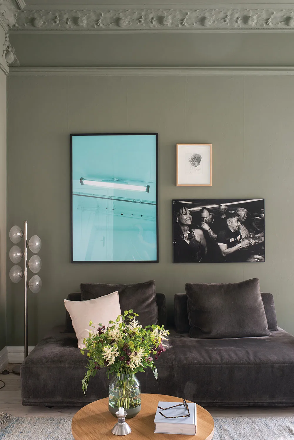 Apartamenty rodziny projektanta w Kopenhadze z nowoczesnymi zielonymi ścianami i linią - Gallery image 4