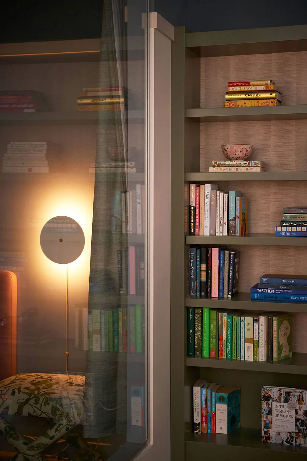 Ricos matices y cristal en el fondo de ladrillo: loft en Canadá - Gallery image 13