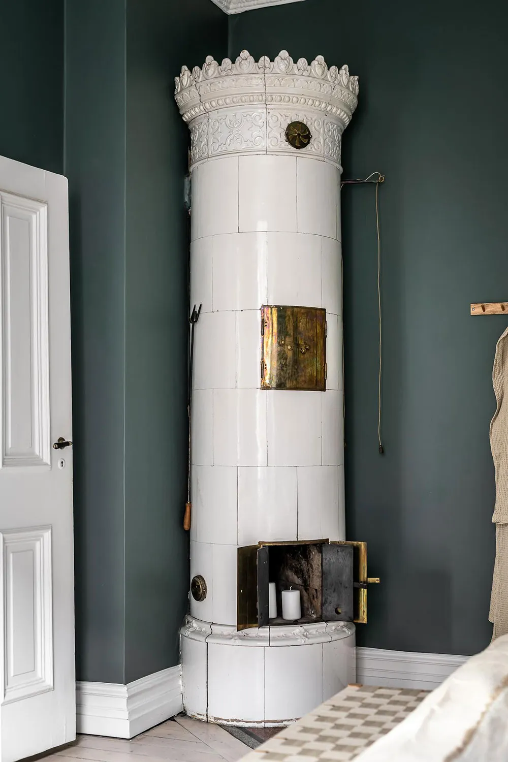 एक स्कैंडिनेवियाई अपार्टमेंट के हरे रंग के इनटीरियर (74 वर्ग मीटर) - Gallery image 11