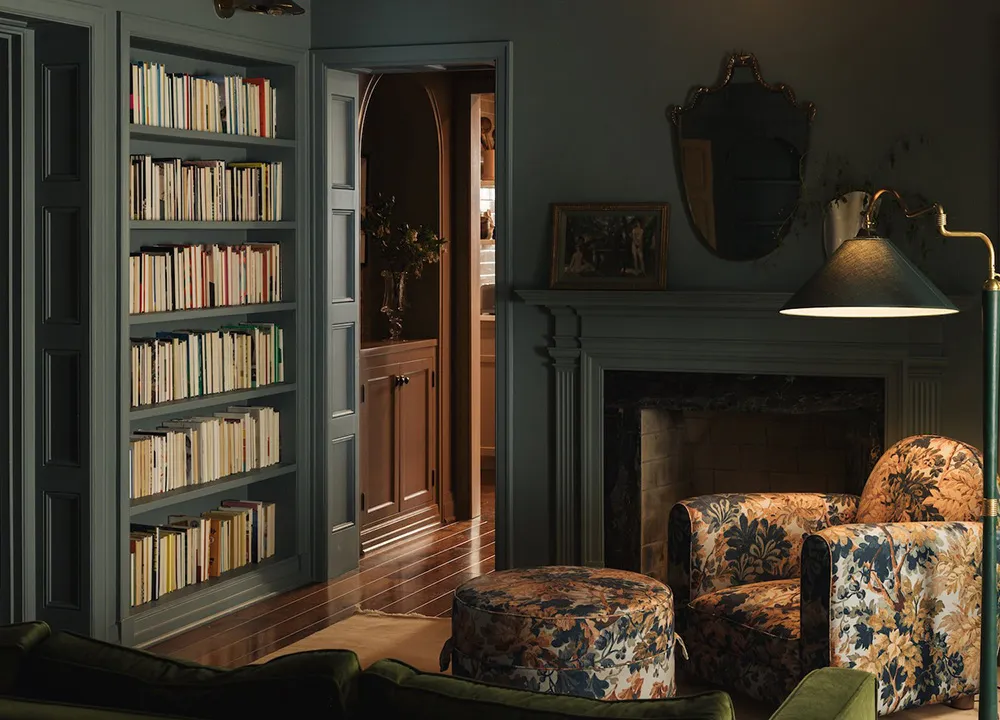 Intimité douce et belles peintures murales : maison à Los Angeles - Gallery image 8