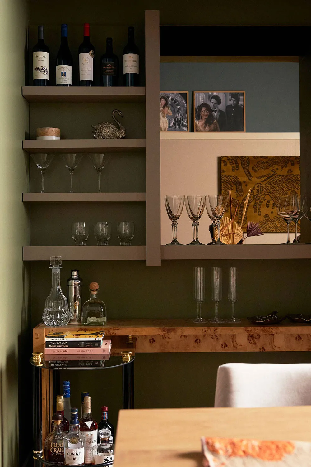 Ricos matices y cristal en el fondo de ladrillo: loft en Canadá - Gallery image 9