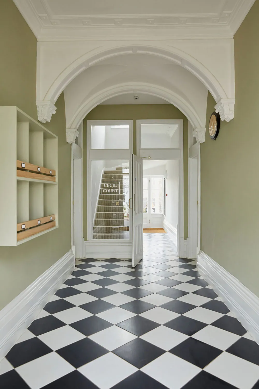 Великолепна класична вілла зі світлими інтер'єрами в Англії - Gallery image 7