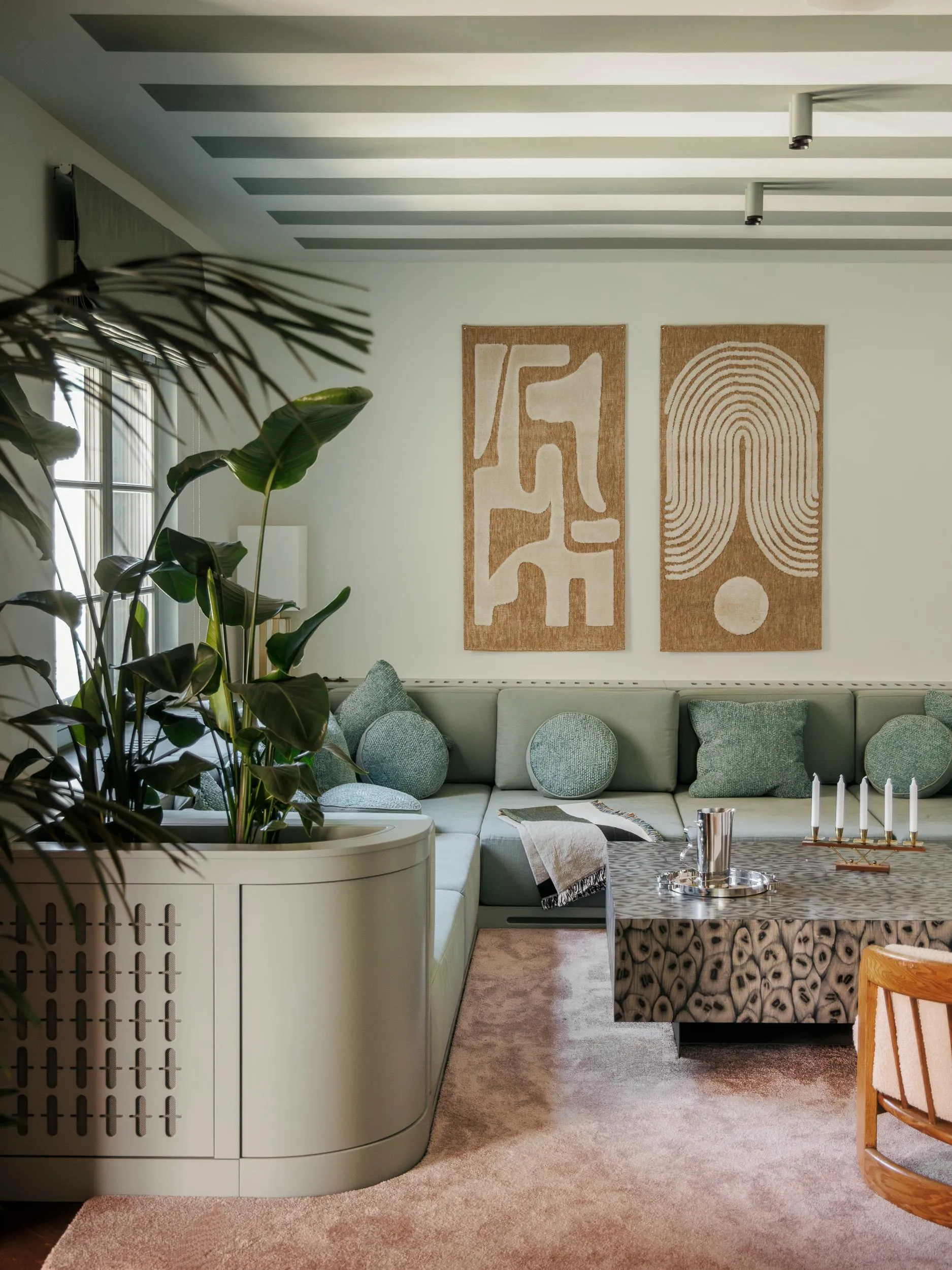 Оттенки зелёного и нотки ар-деко: вилла в тихом районе Берлина - Gallery image 1