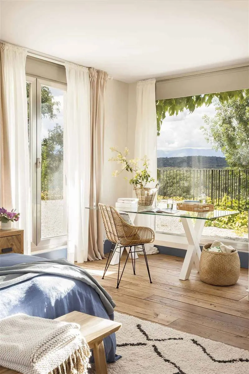 Beautiful Stone Cottage with Glass Walls in Spain, Nestled in Greenery - Gallery image 9