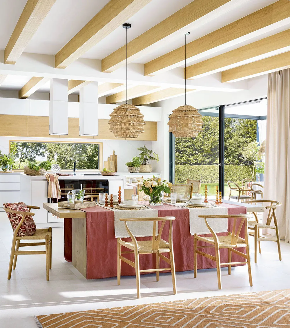 Interior luminoso y natural de una casa acogedora en España - Gallery image 5