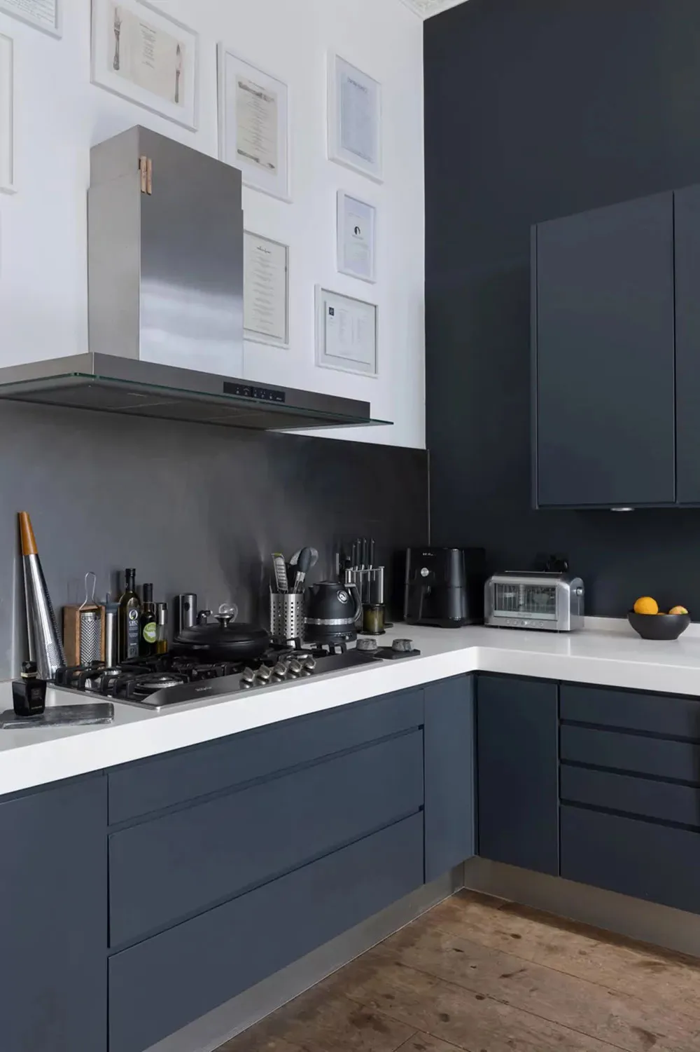 Effets de contraste et détails vintage : une belle maison à Londres - Gallery image 10