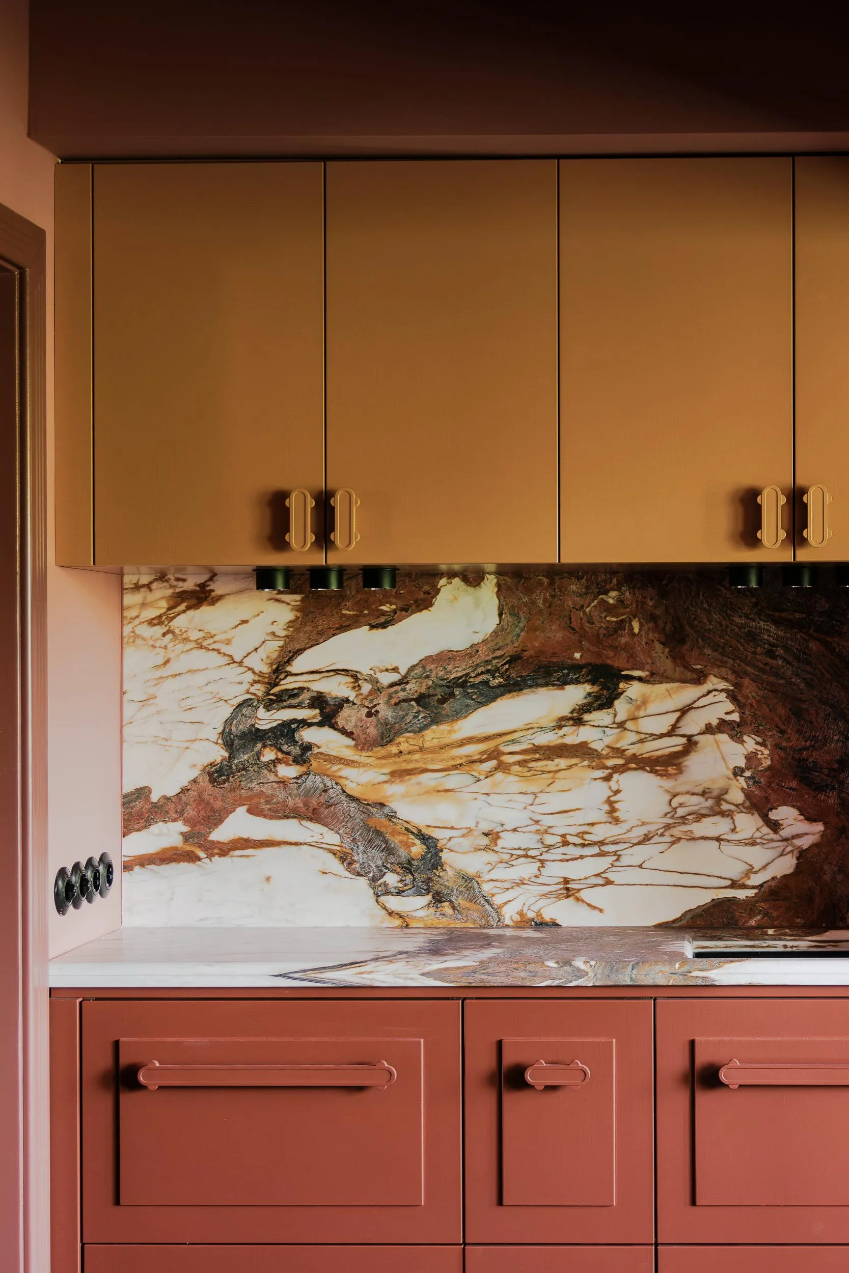 Оттенки зелёного и нотки ар-деко: вилла в тихом районе Берлина - Gallery image 16