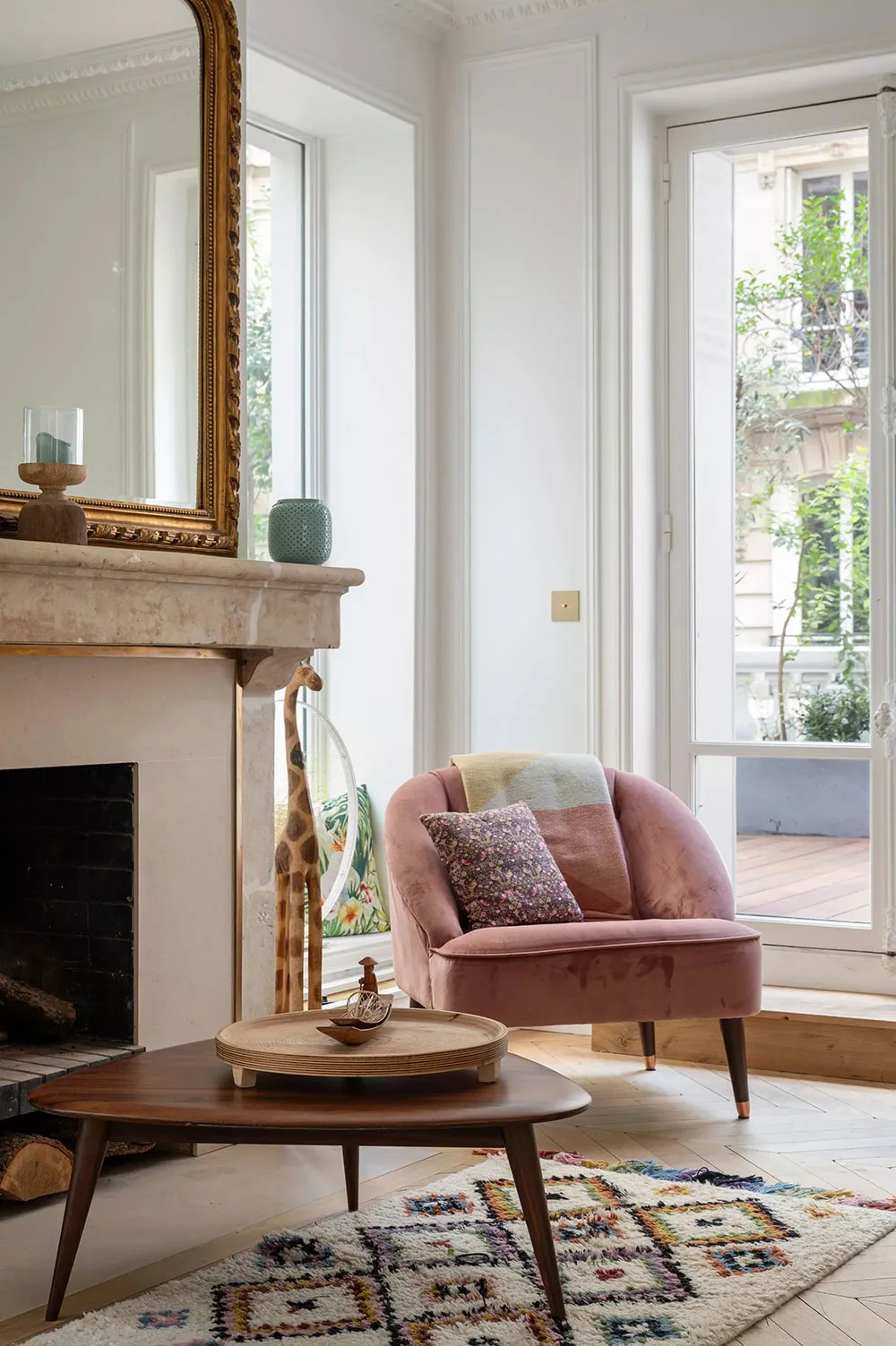 Inspirationnelles appartements avec terrasse verte à Paris - Gallery image 1