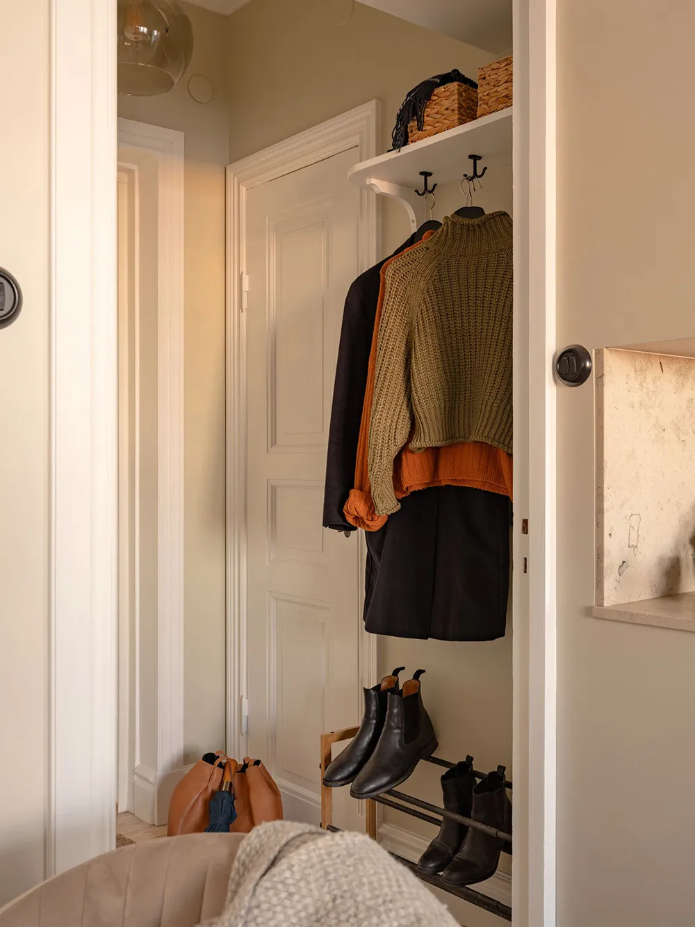 Спальня за стеклом и виды на залив: небольшая квартира в Стокгольме (36 кв. м) - Gallery image 22