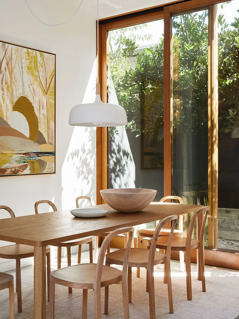 Interiores soleados de casa en Sídney para familia que se mudó de California - Gallery image 3