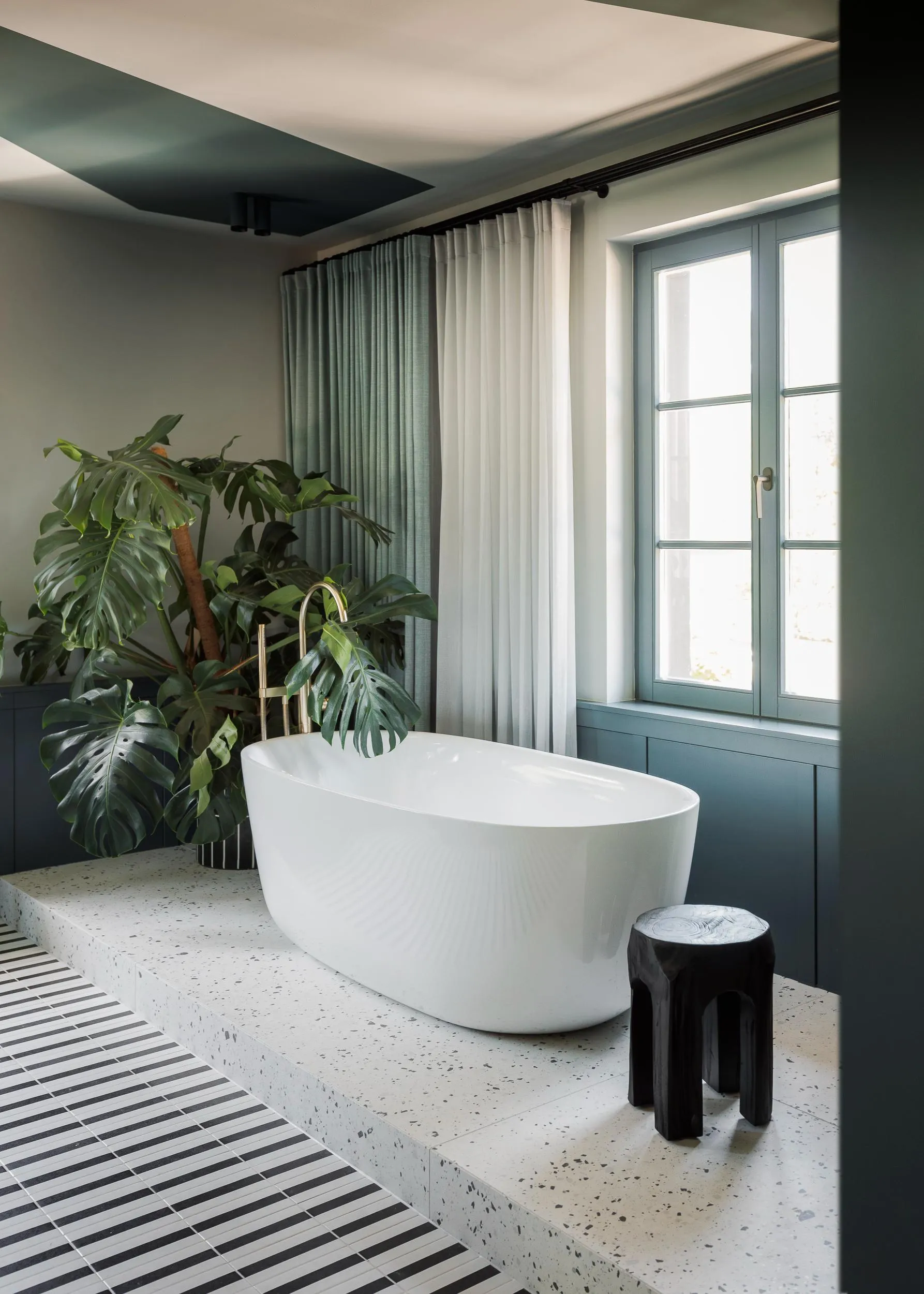 Оттенки зелёного и нотки ар-деко: вилла в тихом районе Берлина - Gallery image 11