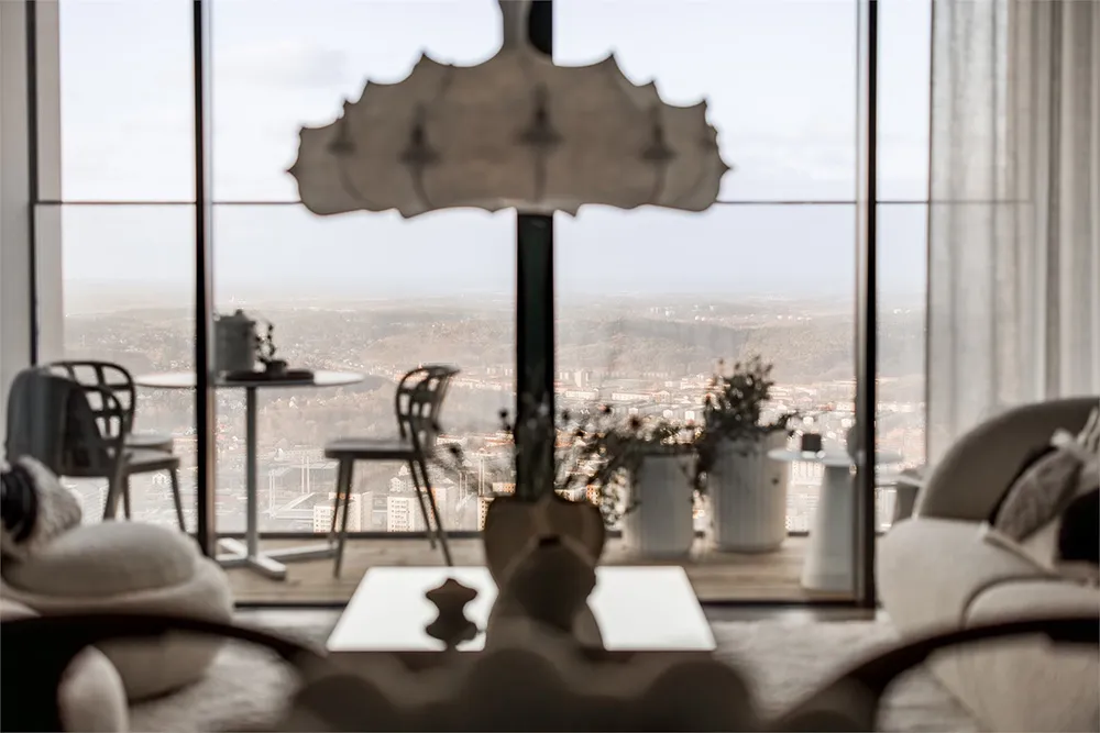 Стильный скандинавский интерьер с видом (85 кв. м) - Gallery image 3