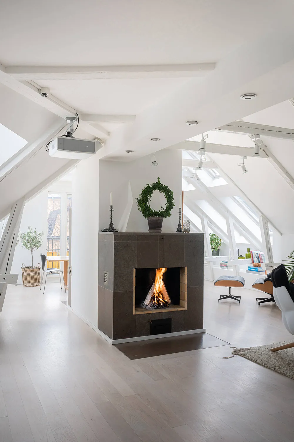 Une magnifique appartement scandinave dans un grenier - Gallery image 10