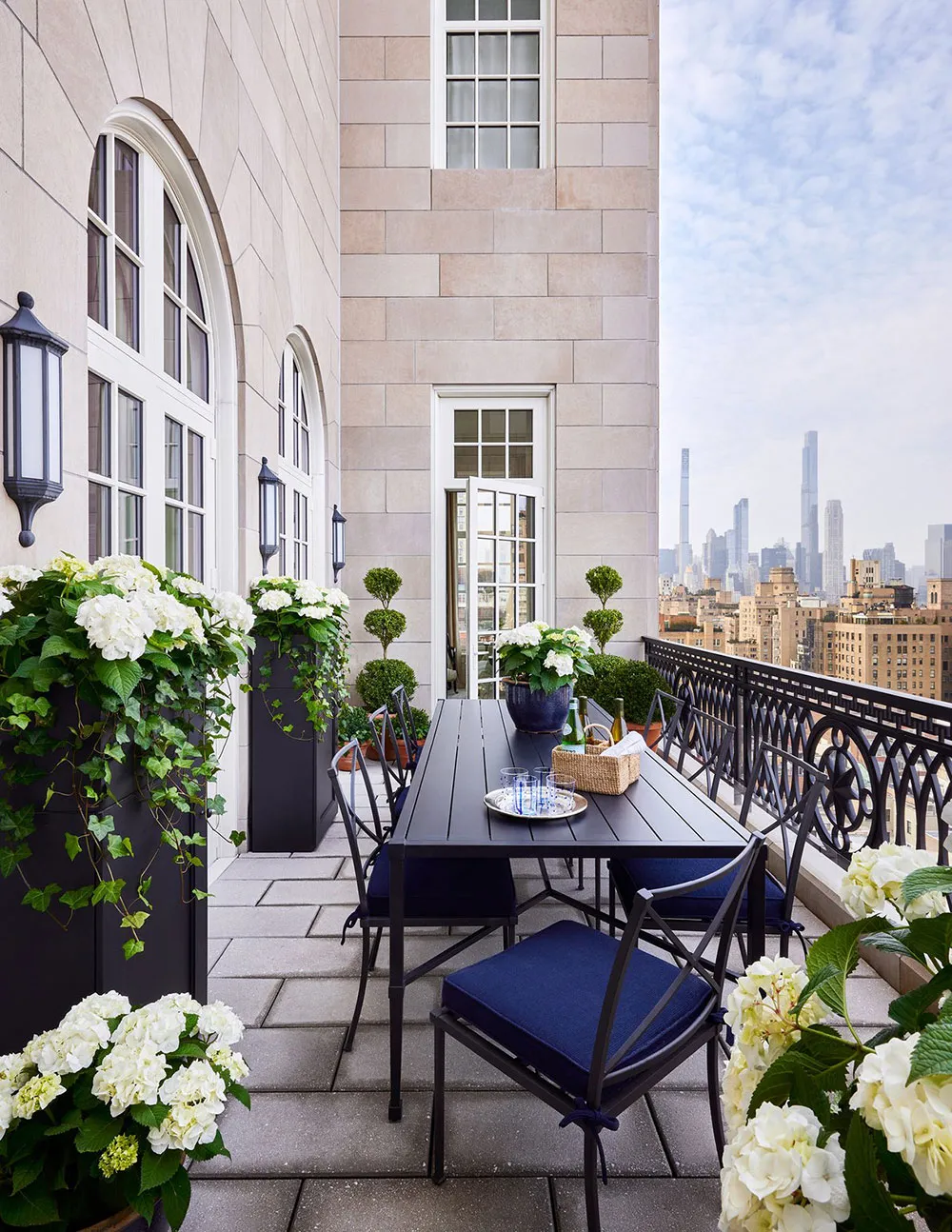 Nouvelles œuvres du photographe Noe DeWitt - Gallery image 8