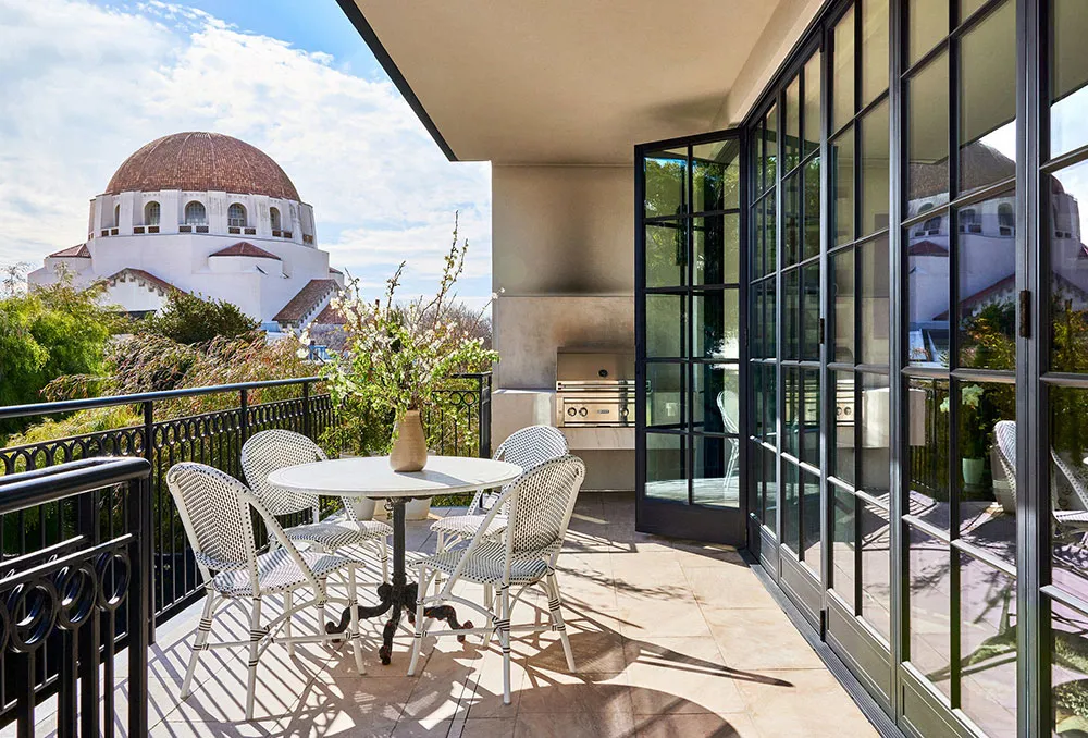 Nouvelles œuvres du photographe Noe DeWitt - Gallery image 21