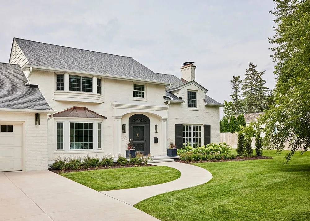 Diseño de interiores de una casa rural en Minnesota inspirada en los acogedoros pubs ingleses - Gallery image 22