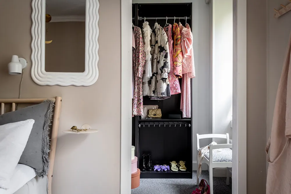 Пісочні тони, цегляна стіна та обоями: квартира в Гетеборзі (91 кв. м) - Gallery image 30