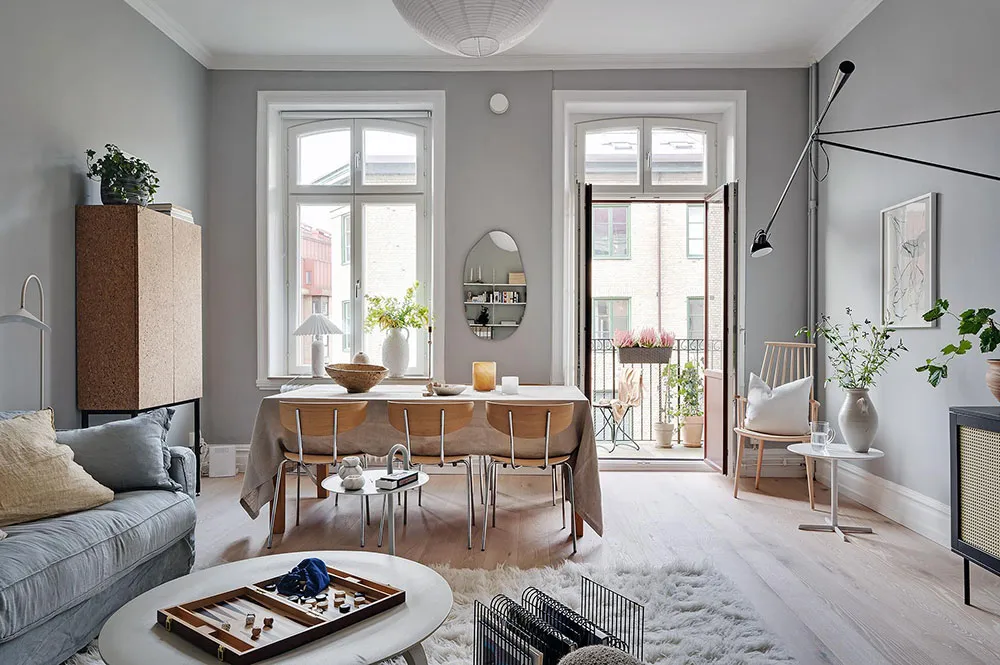 Angenehmes Zusammenspiel von kühlen und warmen Tönen in einer skandinavischen Wohnung (81 qm) - Gallery image 3