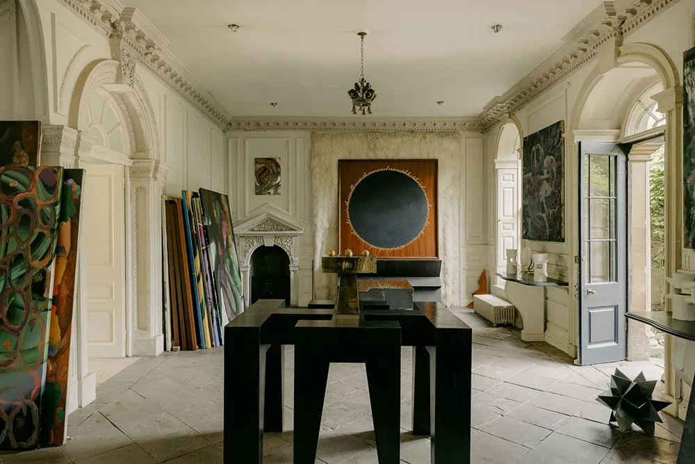 Niesamowite wnętrza starożytnego domu w stylu barok w Anglii - Gallery image 12