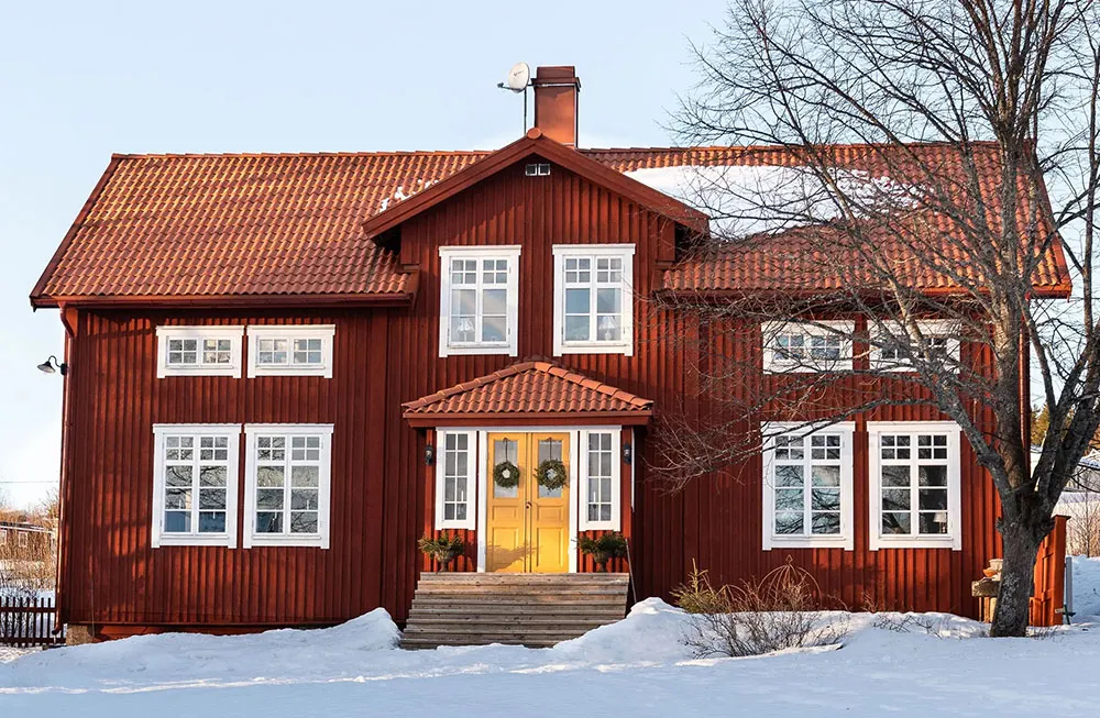 Cozy cottage on an old farm in Sweden - Gallery image 2